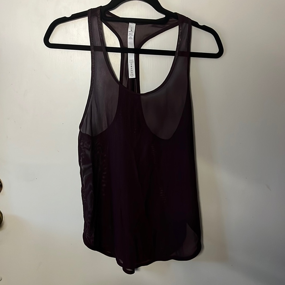 Lululemon 105 Singlet, size 2